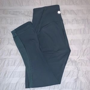 Lululemon Train times 7/8 size 4